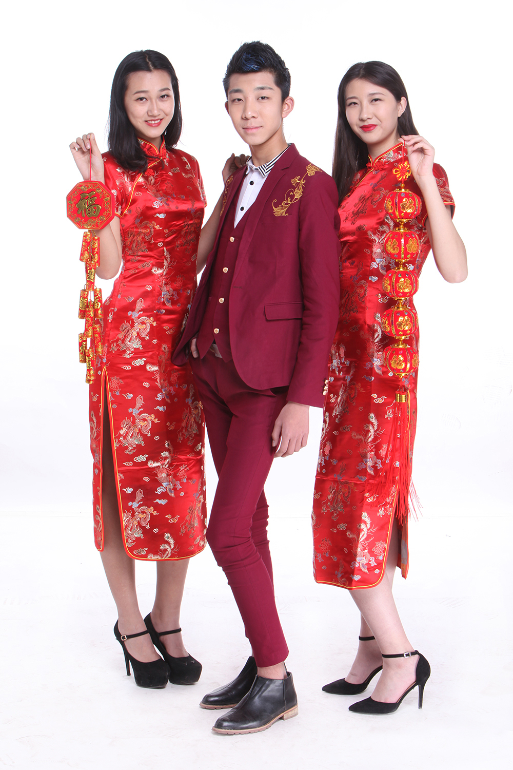 又是一年元宵時(shí) 新絲路祝大家元宵節(jié)快樂