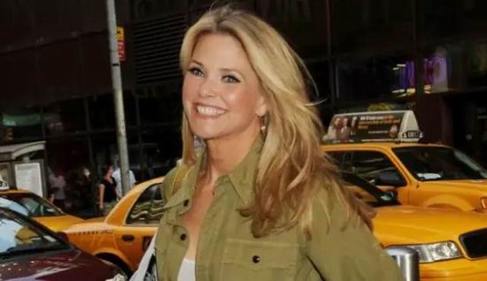 超模Christie Brinkley她被稱為“超模奶奶”因此不顯老青春永駐！